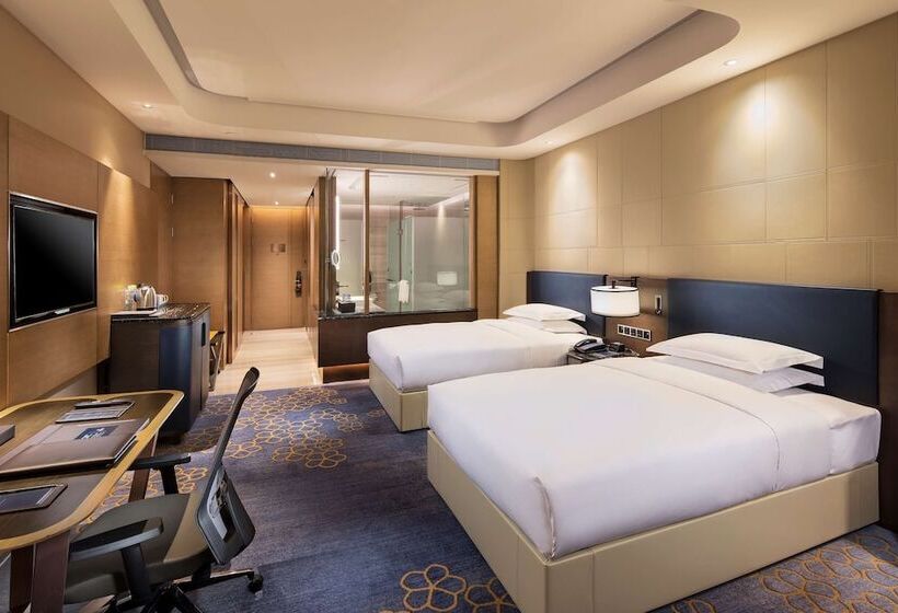 Номер Стандарт, Hilton Jinan South Hotel & Residences