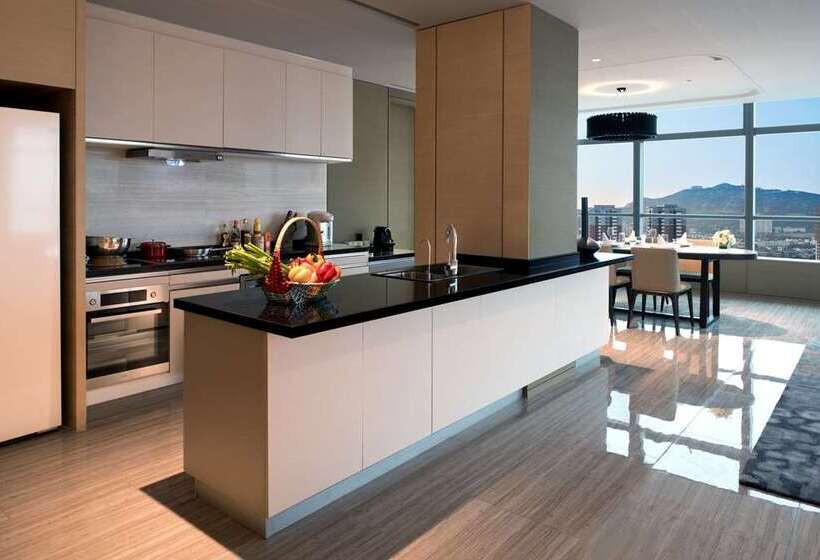 Апартаменты 3 Спальни, Hilton Jinan South Hotel & Residences