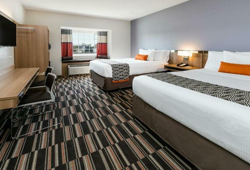 스탠다드 스튜디오, Microtel Inn And Suites By Wyndham Monahans