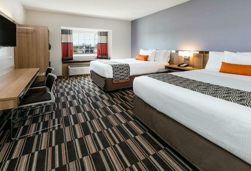 스탠다드 스튜디오, Microtel Inn And Suites By Wyndham Monahans
