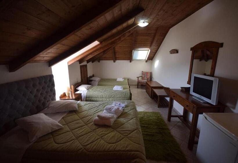 Четырехместный Номер Стандарт, Mountain House