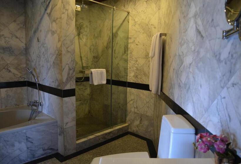 Полулюкс Кровать Кинг, Sir James Resort