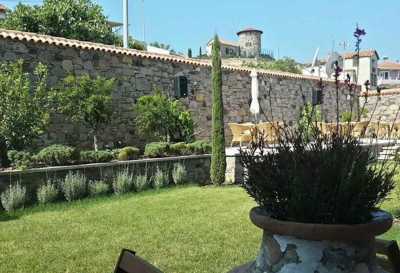 חדר סטנדרט נוף לגינה, Cunda Labris