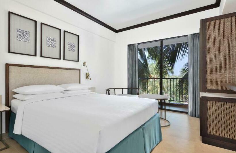 带特大床的标准间, Fairfield By Marriott Goa Anjuna