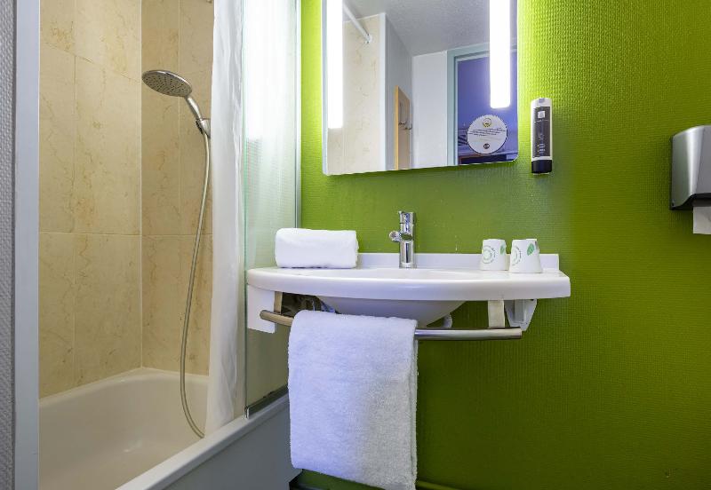Номер Стандарт, B&b Hotel Chartres Le Forum