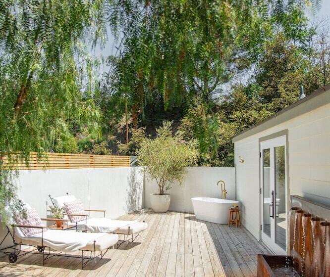 스탠다드 방갈로 침실 2개, Calamigos Guest Ranch And Beach Club