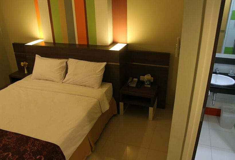 수피리어 룸, Pose In Hotel Solo