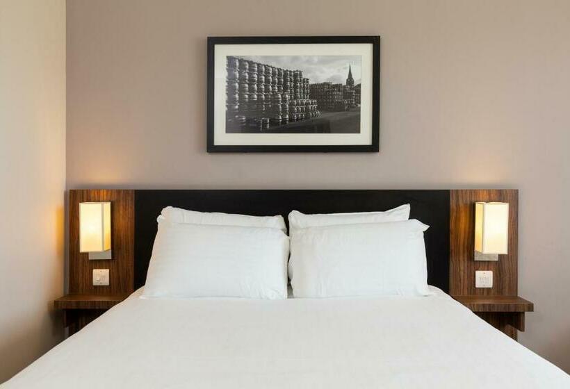 Номер Стандарт, Sweet Chestnut, Dunfermline By Marston's Inns