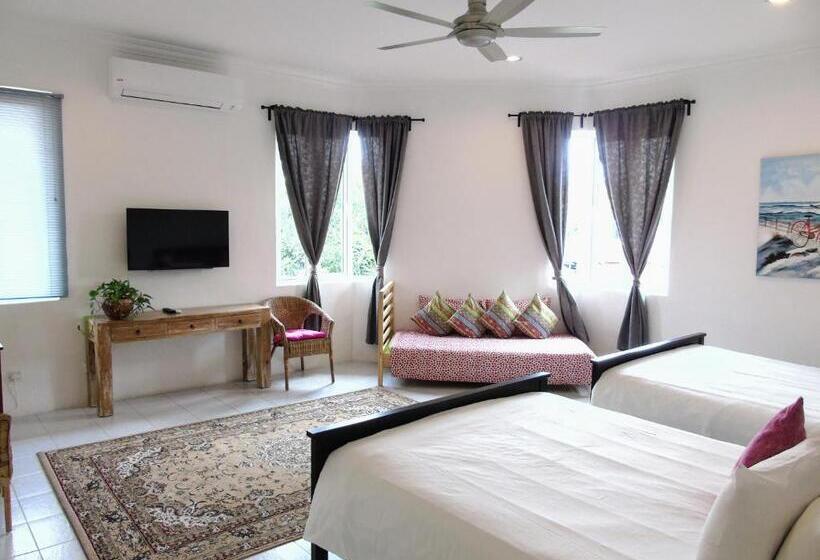 اتاق لوکس خانوادگی, Rumah Putih Near Klia & Xiamen University