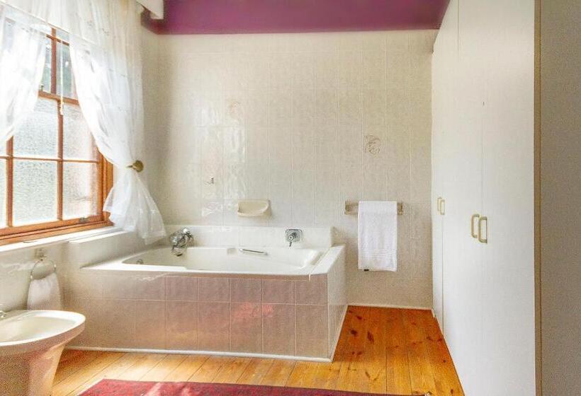 Номер Стандарт Вид на Сад, Airlies Guest House