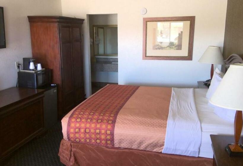 Стандартный Номер Кровать Кинг, 1st Interstate Inn Montrose