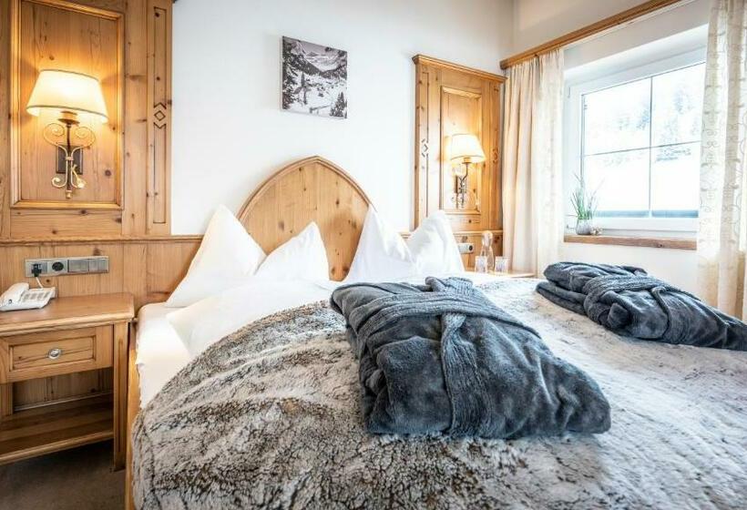 Люкс Семейный 2 Спальни, Anthony´s Alpin Hotel Garni