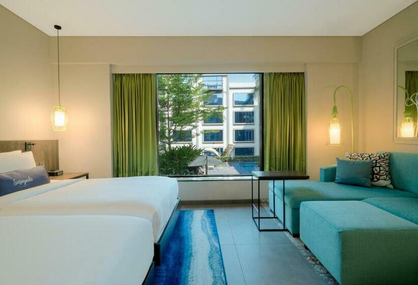 اتاق استاندارد با چشم‌انداز استخر, Hyatt Centric Candolim Goa