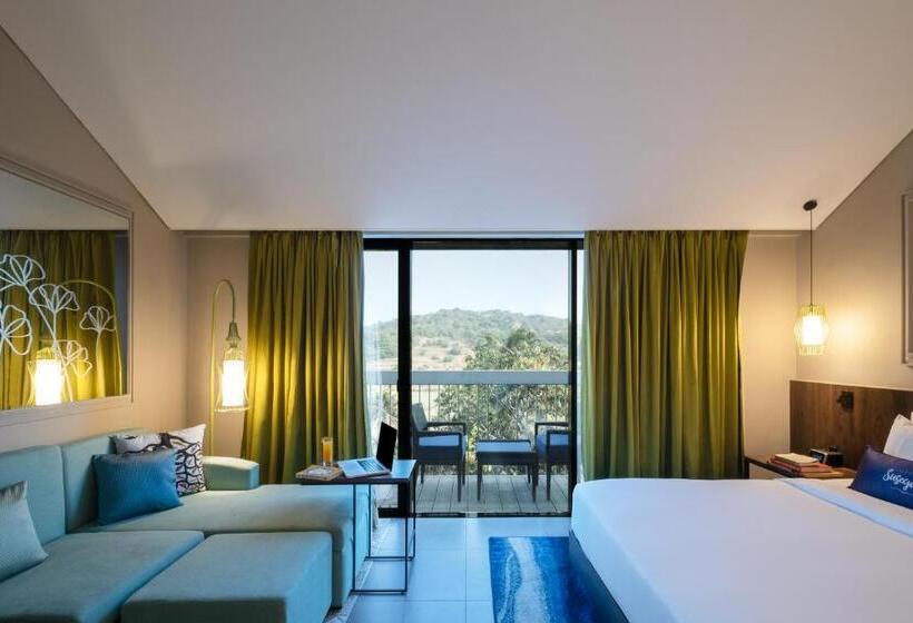 اتاق استاندارد با تخت بزرگ, Hyatt Centric Candolim Goa