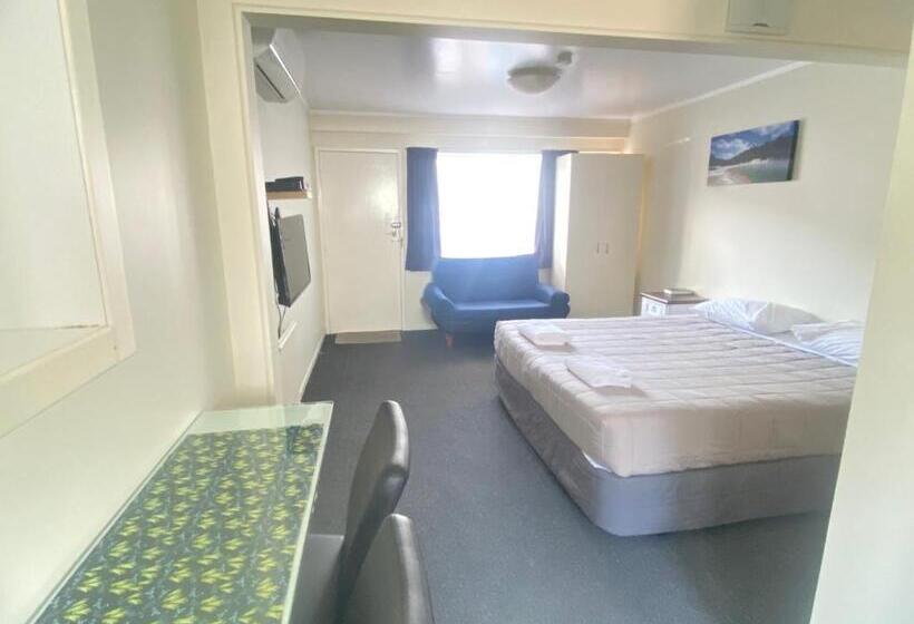 스탠다드 스튜디오, Kowhai Motel Rotorua