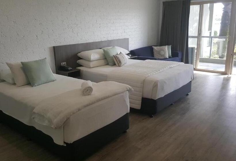 Номер Deluxe, Moby Dick Waterfront Resort Motel