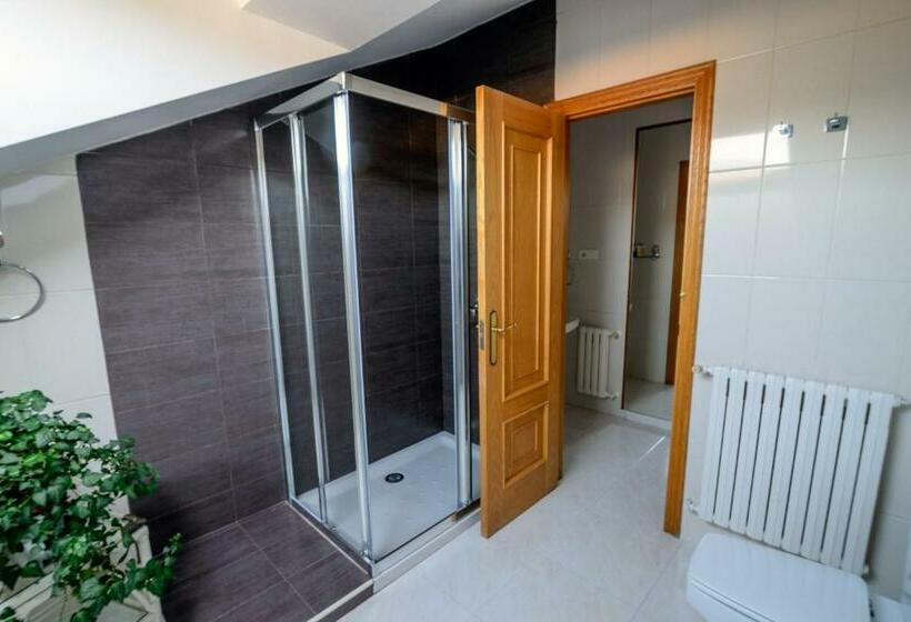 Номер Стандарт Трехместный, Hostal El Palacio