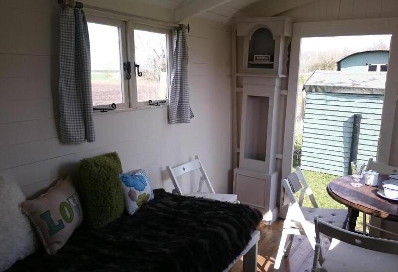 اتاق استاندارد, Pidley Bottom Cottages   Luxury Sc Rooms   Fully Furnished And Equipped   Kitchen   Towels And Linen