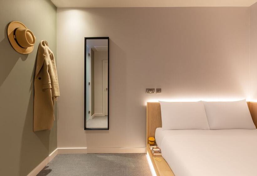Номер Стандарт, Zedwell Greenwich
