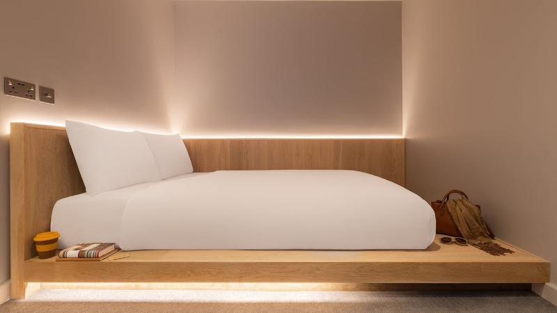 Номер Стандарт, Zedwell Greenwich