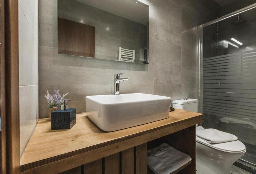 バルコニー付きデラックスルーム, Acropolis Mystra Guesthouse