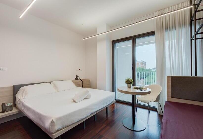 スーペリアールーム, Camplus Roma Casa Per Ferie