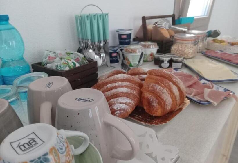 Семейный Номер, B&b Luchia