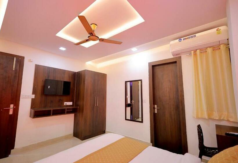 Номер Deluxe, Fabhotel Vishal Palace