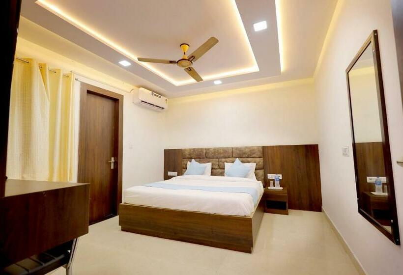 Номер Deluxe, Fabhotel Vishal Palace
