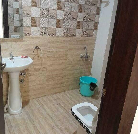 Трехместный Номер Классика, Oyo Hotel Highway Inn