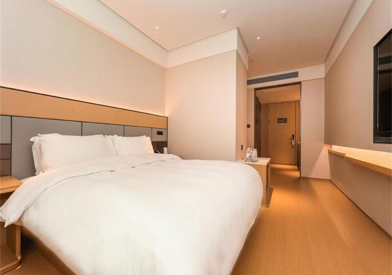 اتاق کلاب, Amman Rotana
