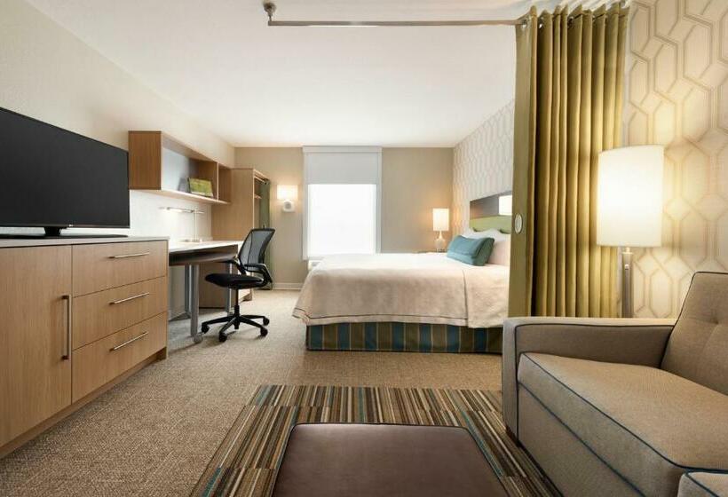 Люкс Deluxe Кровать Кинг, Home2 Suites By Hilton Milwaukee Brookfield