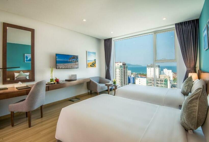 اتاق لوکس با چشم‌انداز دریا, Royal Lotus Hotel Danang