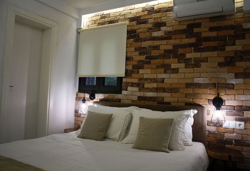 Апартаменты 2 Спальни, Salonikiou Beach Deluxe Apartments