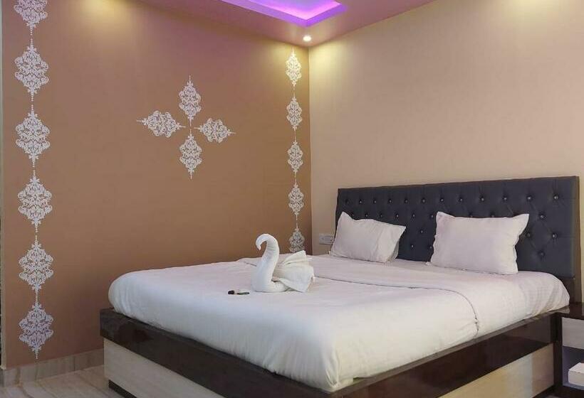 Номер Стандарт, Sweet Dream Beach Resort !! 50 Mts From Beach ! Peaceful Room With Garden View Free Parking !!