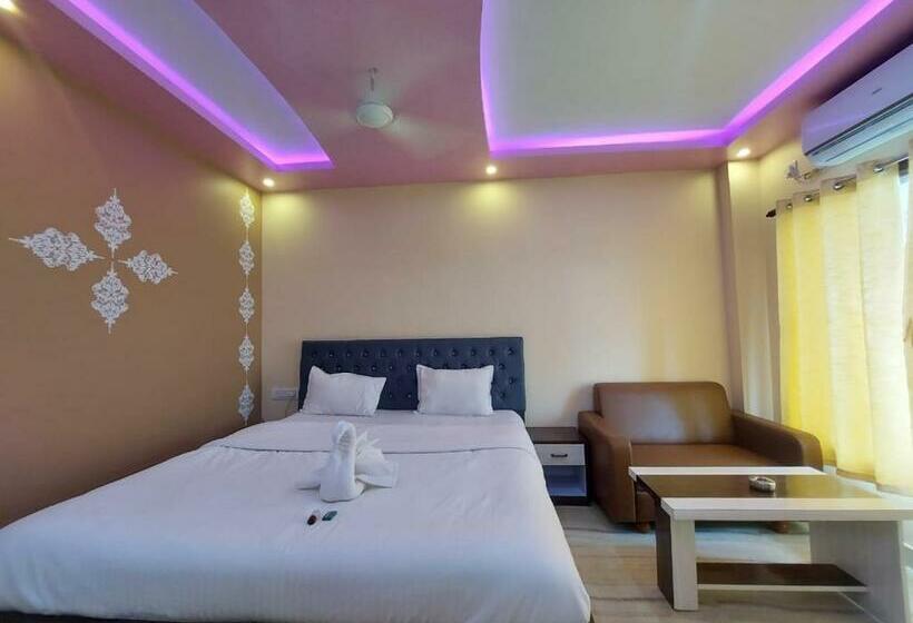 Номер Стандарт, Sweet Dream Beach Resort !! 50 Mts From Beach ! Peaceful Room With Garden View Free Parking !!