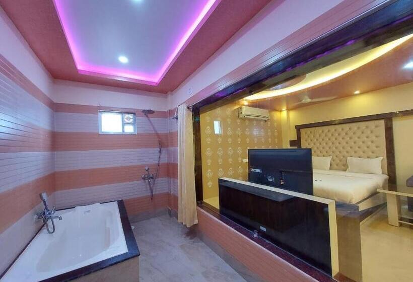 Трехместный Номер Стандарт Вид на Сад, Sweet Dream Beach Resort !! 50 Mts From Beach ! Peaceful Room With Garden View Free Parking !!