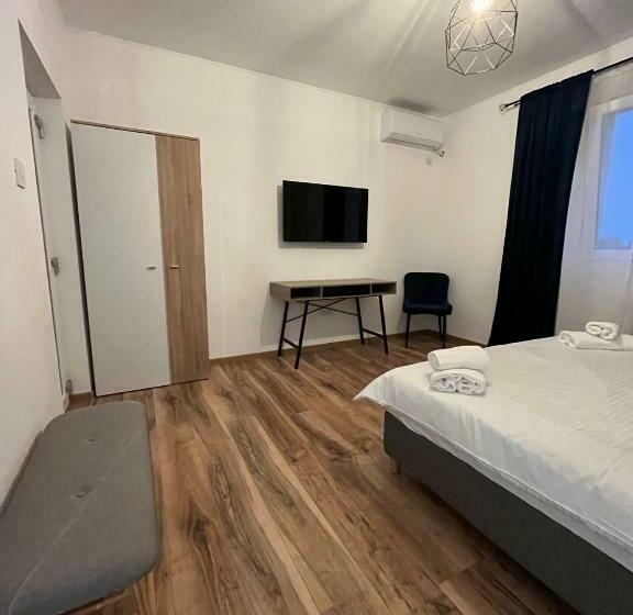 اتاق استاندارد, Maison 25