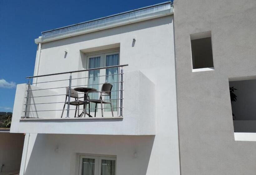 バルコニー付きスタンダードルーム, Villa Est