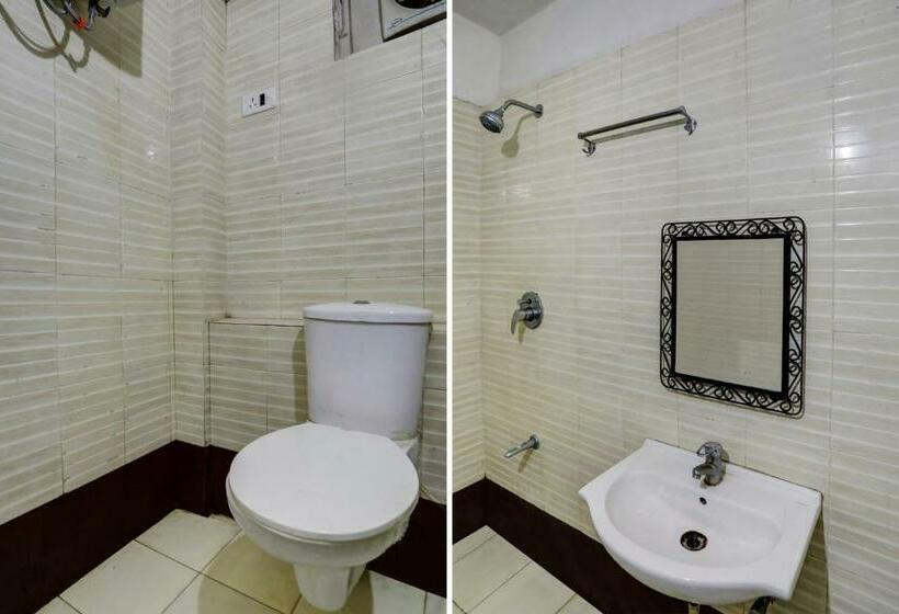 Трехместный Номер Классика, Spot On 81542 Hotel Aryavart