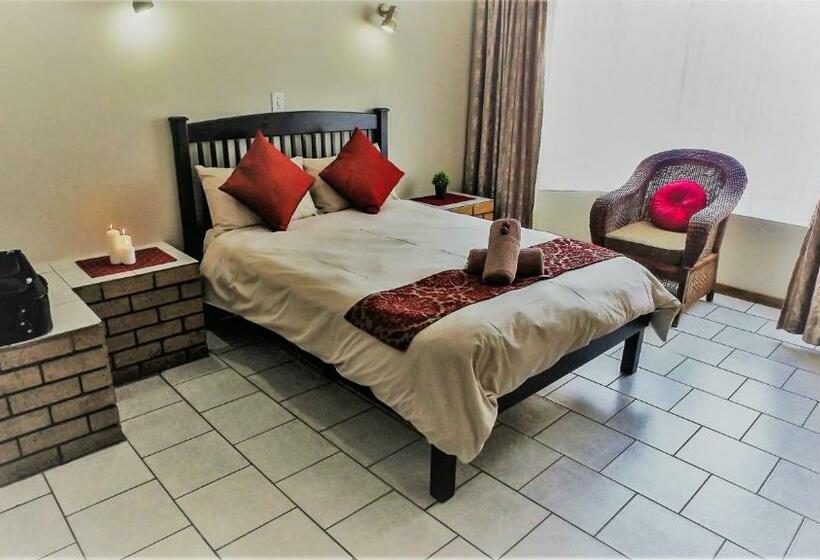 Шале 1 Спальня, Hoogland Spa Resort Bela Bela