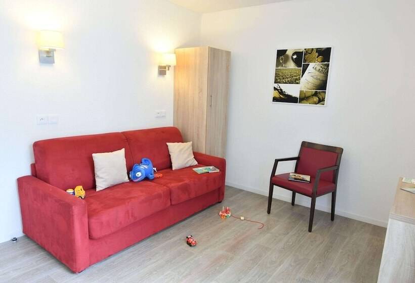 Люкс с Террасой, Appart Hôtel Mer & Golf City Bordeaux Bassins à Flot