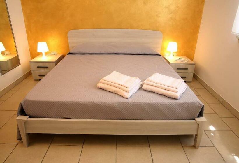 标准间, Corte Rondine B&b