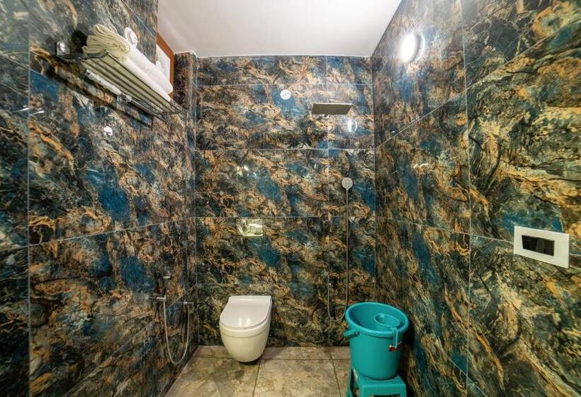 豪华房间, Mudras Grove Resort, Nainital