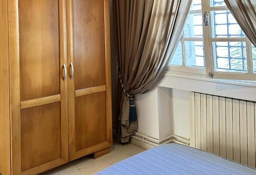 Кровать в Общей Комнате, Blue Beach Hostel