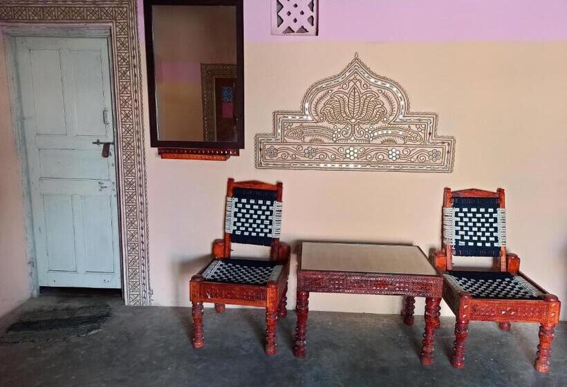 家庭间, Rann Kandhi