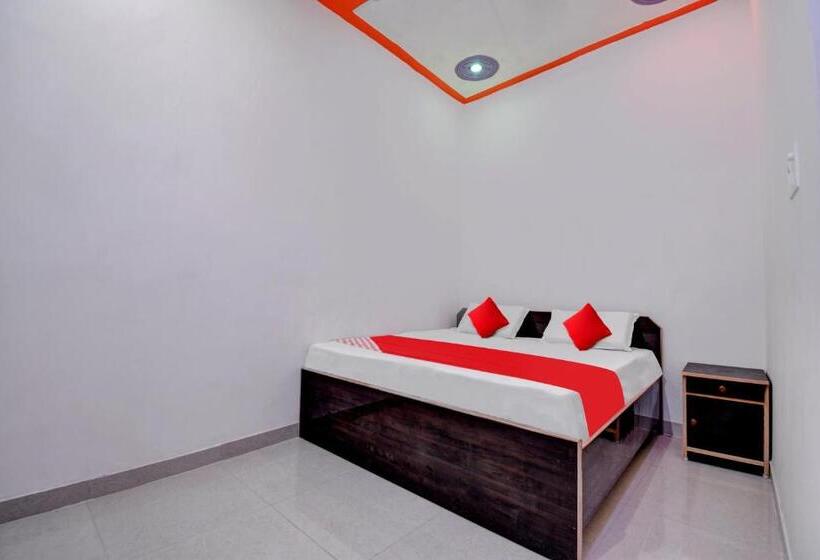 Трехместный Номер Классика, Oyo Flagship Highway Suites