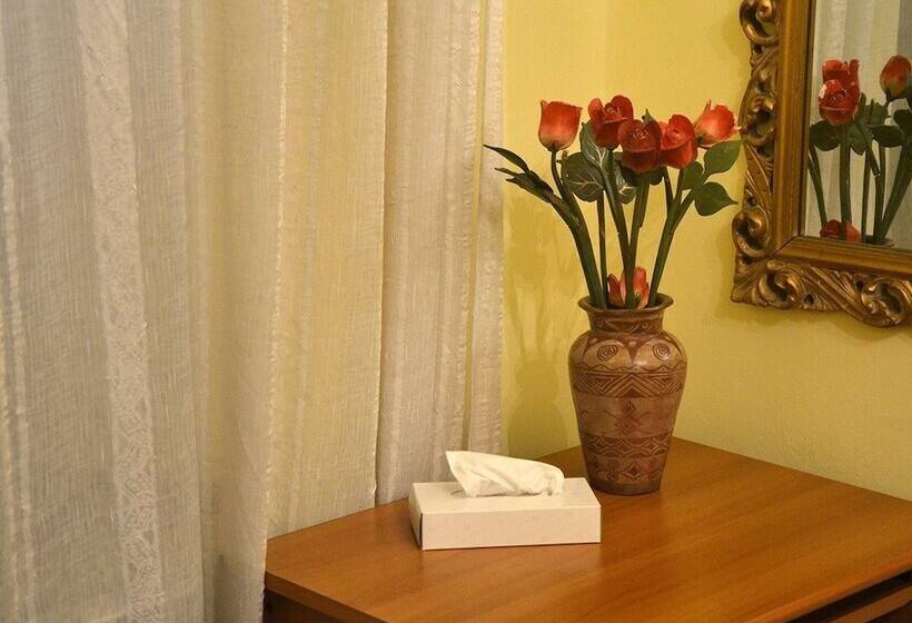 اتاق استاندارد سه نفره, La Rosa Di Firenze B&b