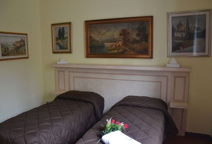 اتاق استاندارد, La Rosa Di Firenze B&b
