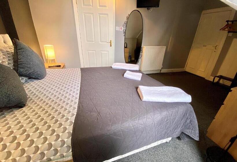 Номер Стандарт, 16 Pilrig Guest House